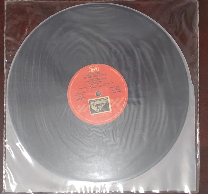Charas (No Jacket)- Record LP Vinyl Vintage - Bollywood