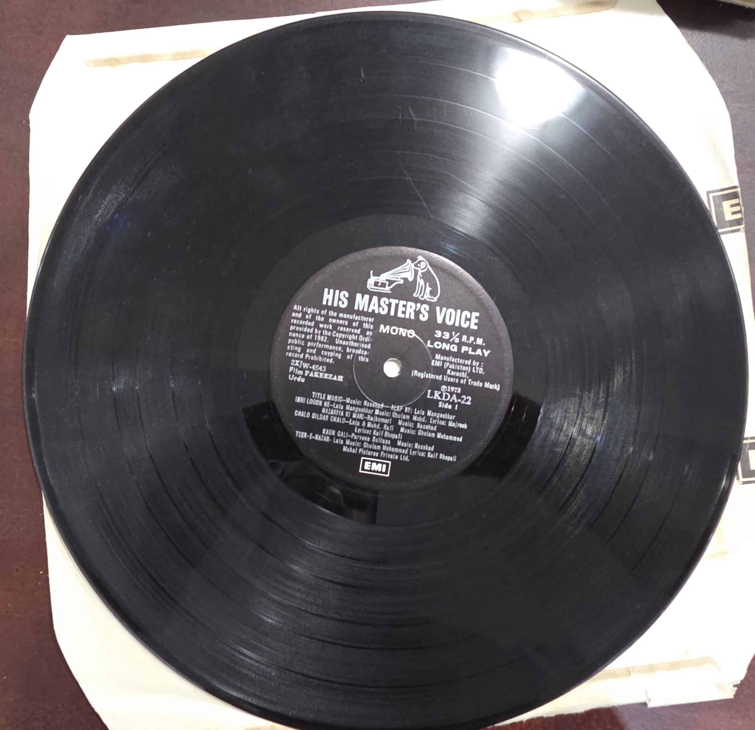 Pakeezah (No Sleeve) - Record LP Vinyl Vintage - Bollywood - Image 2